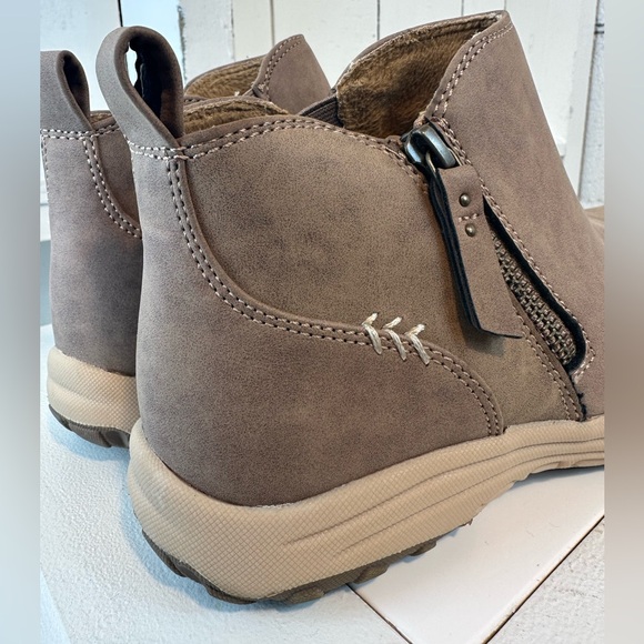 Skechers Relaxed Fit Reggae Fest 2.0 Zip On By Women's Booties Size 8.5 Brown - Picture 5 of 11